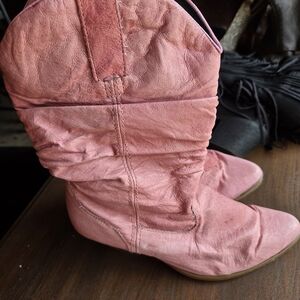 Dingo Pink Leather Heeled Boots